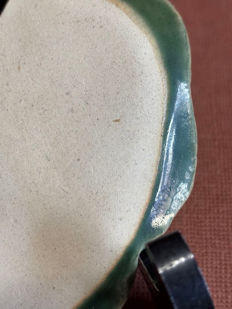 河井寛次郎作緑釉葉形皿　検森の芽吹き