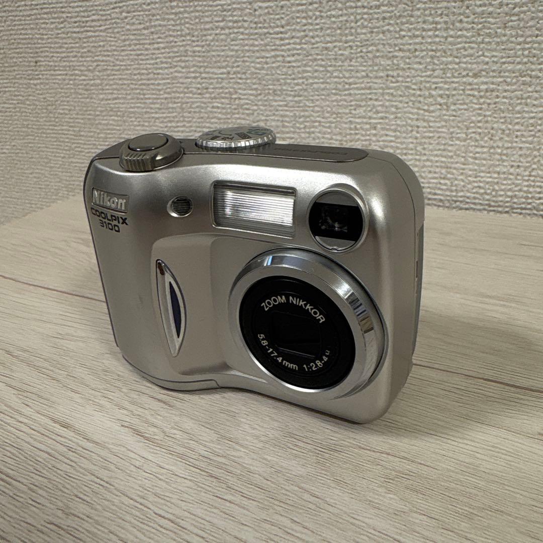 Nikon COOLPIX 3100 コンパクトデジタルカメラ・美品・レトロ